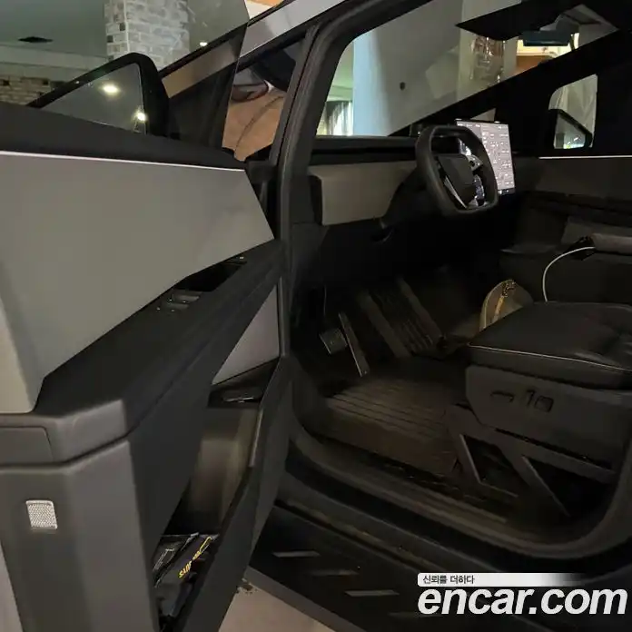 Tesla Cybertruck 2024 3.0 гидро, фото 7