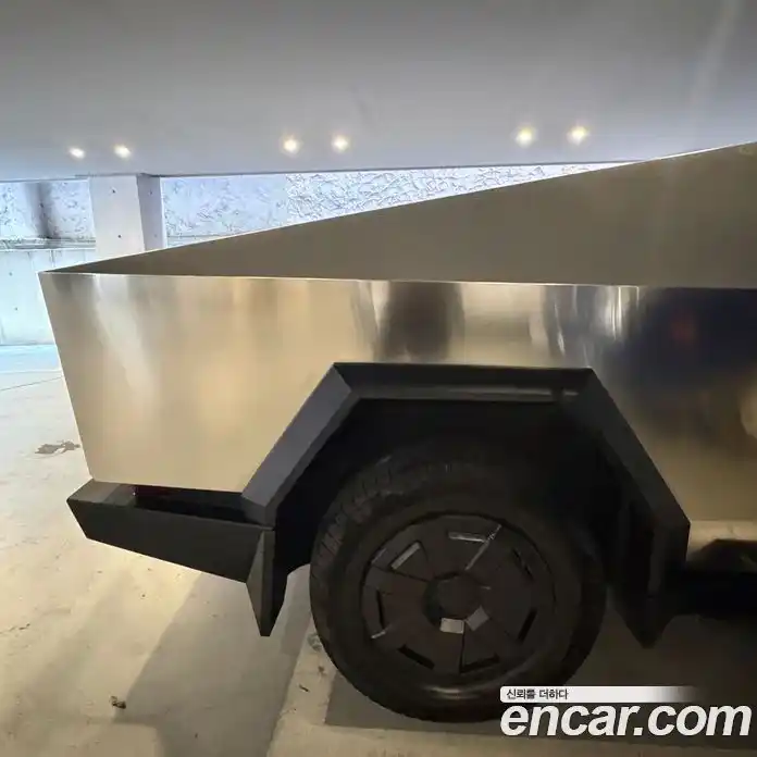 Tesla Cybertruck 2024 3.0 гидро, фото 9