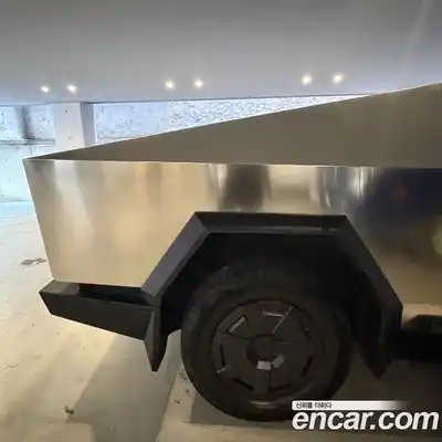 Tesla Cybertruck 2024 3.0 гидро, миниатюра 9