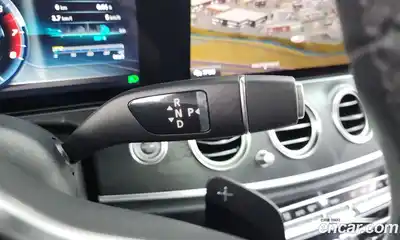 Mercedes-Benz E-Class 2019 2.0 автомат (гидро), миниатюра 9