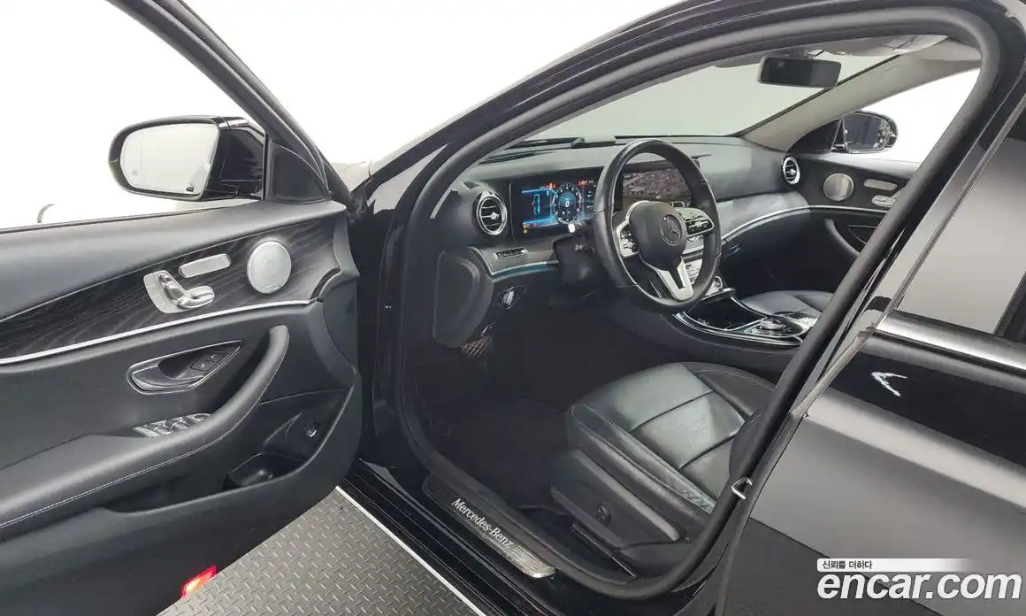 Mercedes-Benz E-Class 2019 2.0 автомат (гидро), фото 10