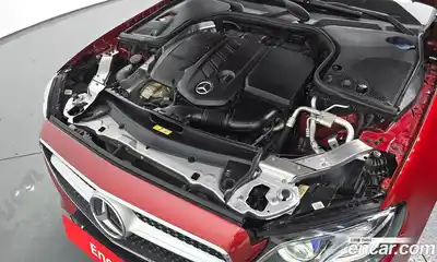 Mercedes-Benz E-Class 2018 1.9 автомат (гидро), миниатюра 5