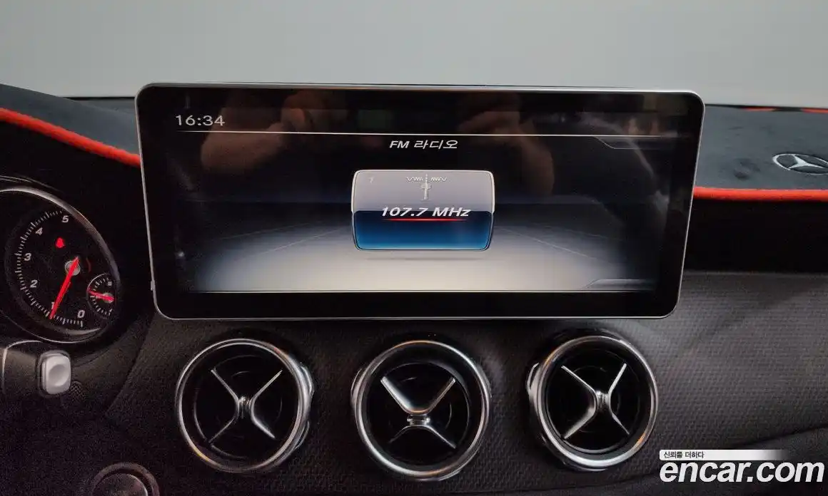 Mercedes-Benz GLA-Class 2019 2.0 гидро, фото 32 Mercedes-Benz GLA-Class 2019 2.0 гидро, фото 32