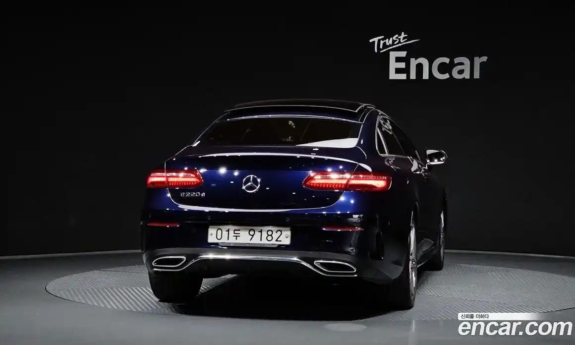 Mercedes-Benz E-Class 2017 1.9 автомат (гидро), фото 4