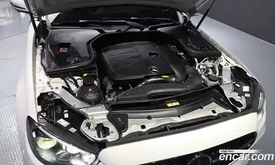 Mercedes-Benz E-Class 2021 2.0 автомат (гидро), миниатюра 6