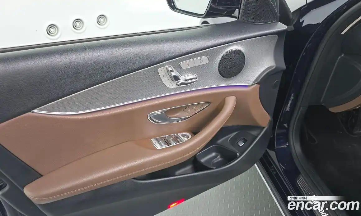 Mercedes-Benz E-Class 2018 2.0 автомат (гидро), фото 18