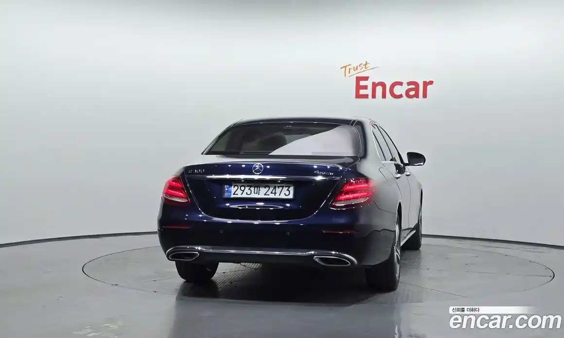Mercedes-Benz E-Class 2018 2.0 автомат (гидро), фото 4