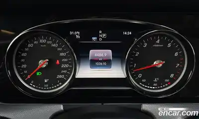Mercedes-Benz E-Class 2018 2.0 автомат (гидро), миниатюра 8