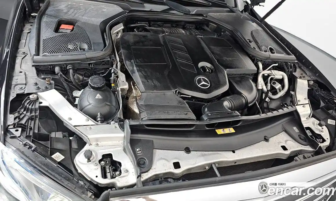 Mercedes-Benz E-Class 2016 1.9 автомат (гидро), фото 5