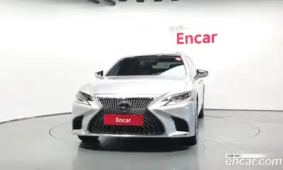 Lexus LS 2018 3.4 автомат (гидро), миниатюра 3 Lexus LS 2018 3.4 автомат (гидро), миниатюра 3