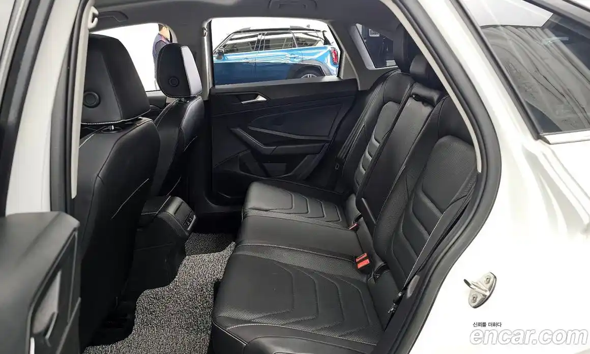 Volkswagen Jetta 2022 1.5 автомат (гидро), фото 16