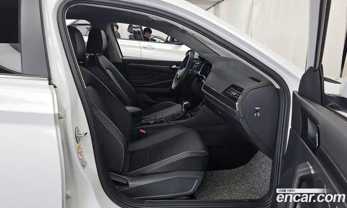 Volkswagen Jetta 2022 1.5 автомат (гидро), фото 17