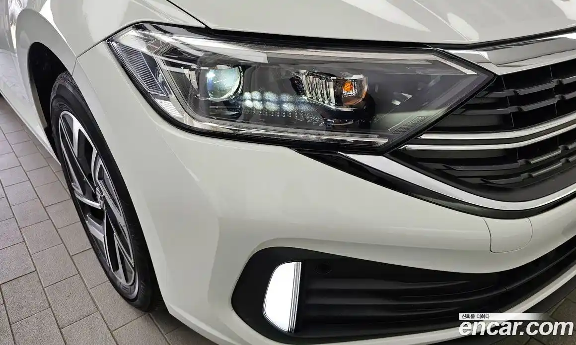 Volkswagen Jetta 2022 1.5 автомат (гидро), фото 8
