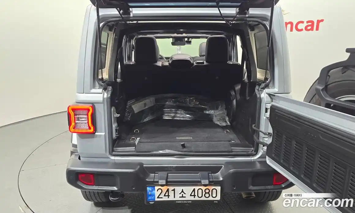 Jeep Wrangler 2022 2.0 автомат (гидро), фото 26