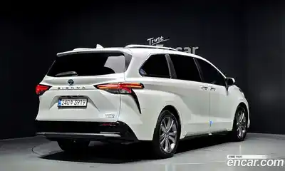 Toyota Sienna 2024 2.5 автомат (гидро), миниатюра 2 Toyota Sienna 2024 2.5 автомат (гидро), миниатюра 2