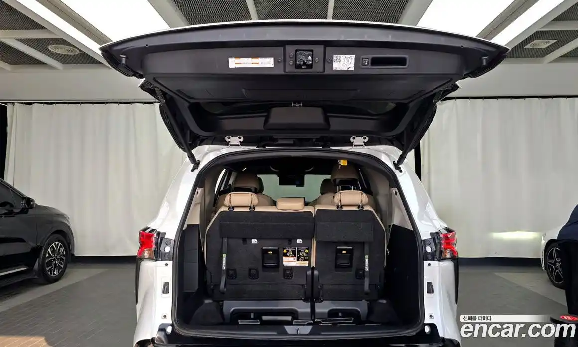 Toyota Sienna 2024 2.5 автомат (гидро), фото 5 Toyota Sienna 2024 2.5 автомат (гидро), фото 5