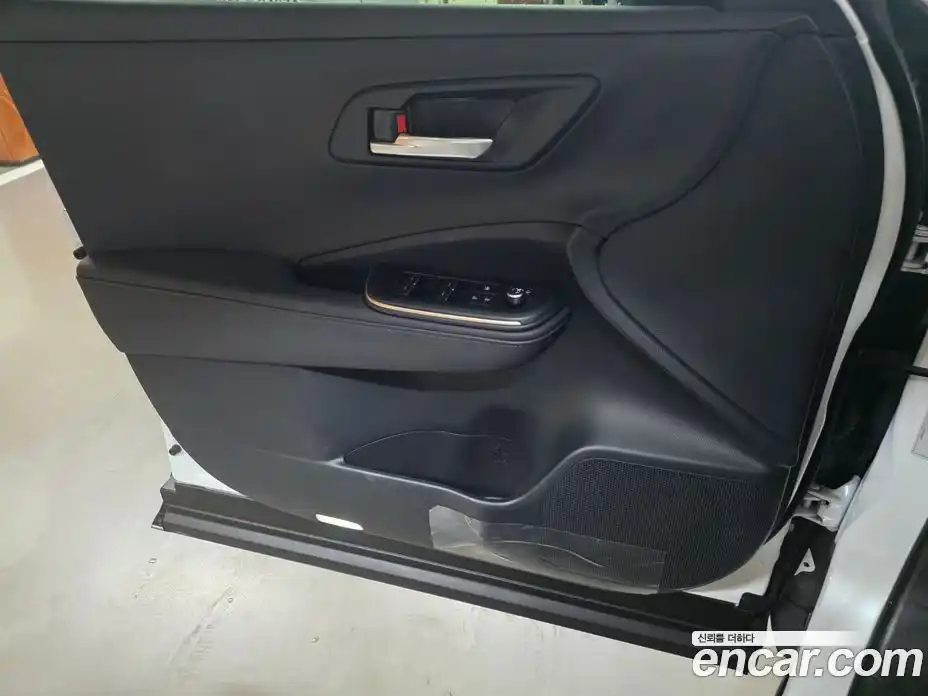 Toyota Crown 2023 2.5 автомат (гидро), фото 13 Toyota Crown 2023 2.5 автомат (гидро), фото 13