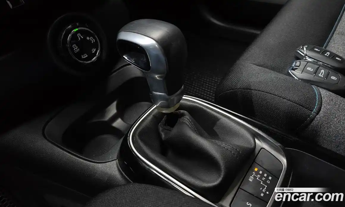 Citroen C4 Cactus 2019 1.5 автомат (гидро), фото 12 Citroen C4 Cactus 2019 1.5 автомат (гидро), фото 12