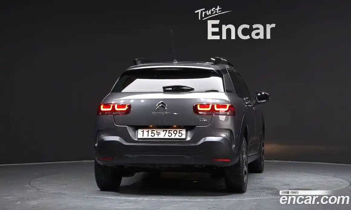 Citroen C4 Cactus 2019 1.5 автомат (гидро), фото 4 Citroen C4 Cactus 2019 1.5 автомат (гидро), фото 4