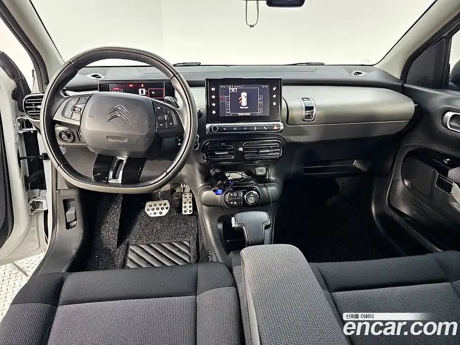 Citroen C4 Cactus 2018 1.6 автомат (гидро), фото 7 Citroen C4 Cactus 2018 1.6 автомат (гидро), фото 7