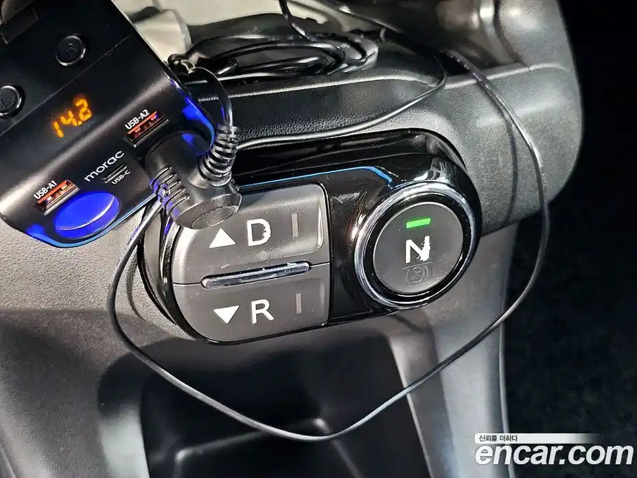 Citroen C4 Cactus 2018 1.6 автомат (гидро), фото 9 Citroen C4 Cactus 2018 1.6 автомат (гидро), фото 9