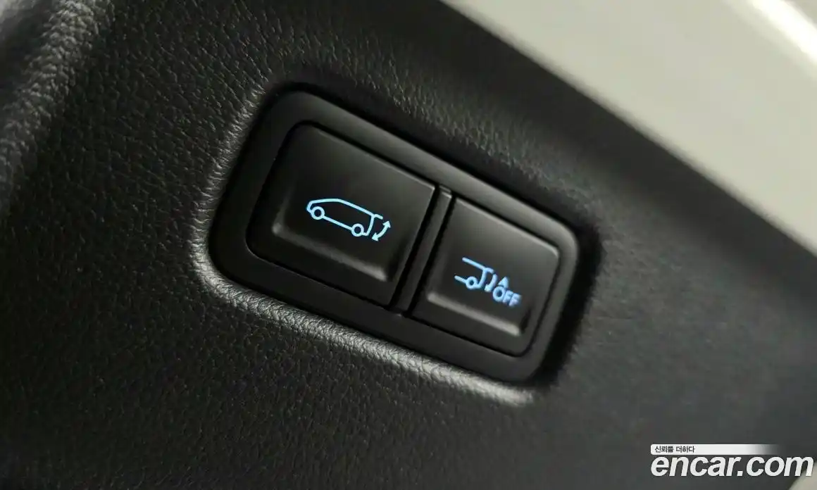 Hyundai Staria 2022 2.2 автомат (гидро), фото 20