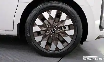 Hyundai Staria 2022 2.2 автомат (гидро), миниатюра 5