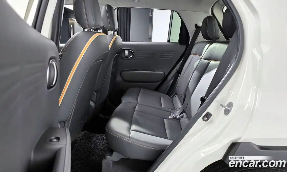 Hyundai Casper 2023 1.0 автомат (гидро), фото 12