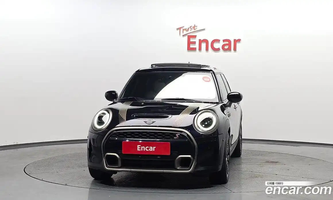 Mini Cooper 2023 2.0 автомат (гидро), фото 3