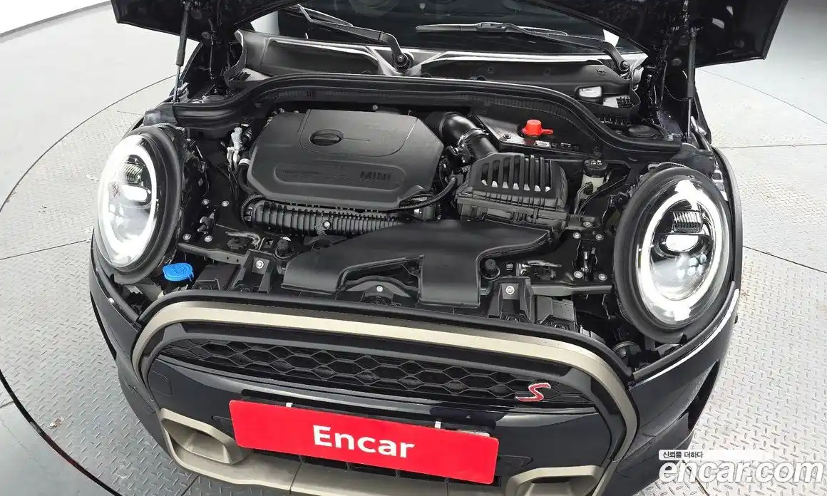 Mini Cooper 2023 2.0 автомат (гидро), фото 6