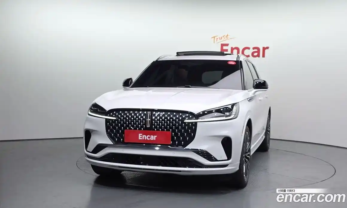 Lincoln Aviator 2024 3.0 автомат (гидро), фото 3 Lincoln Aviator 2024 3.0 автомат (гидро), фото 3