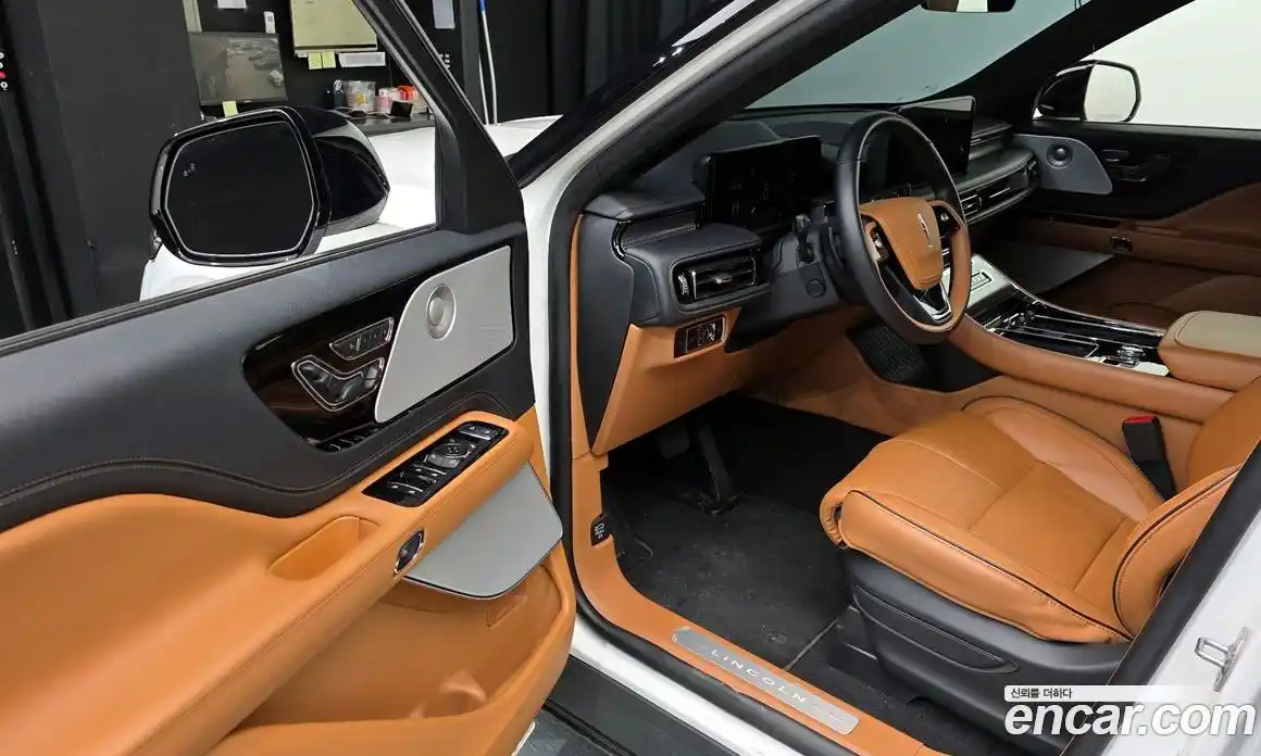 Lincoln Aviator 2024 3.0 автомат (гидро), фото 10 Lincoln Aviator 2024 3.0 автомат (гидро), фото 10