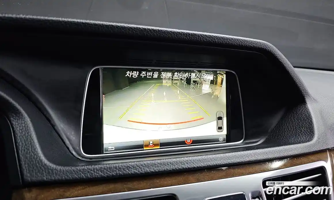 Mercedes-Benz E-Class 2016 3.5 гидро, фото 15 Mercedes-Benz E-Class 2016 3.5 гидро, фото 15