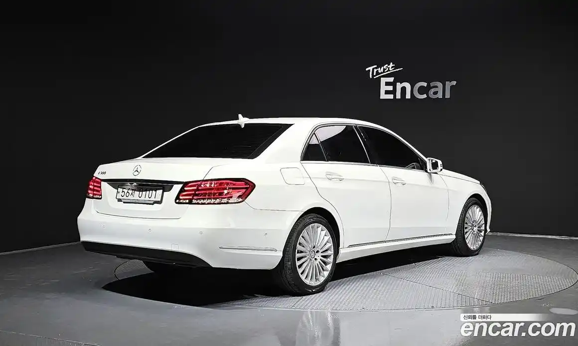 Mercedes-Benz E-Class 2016 3.5 гидро, фото 2 Mercedes-Benz E-Class 2016 3.5 гидро, фото 2