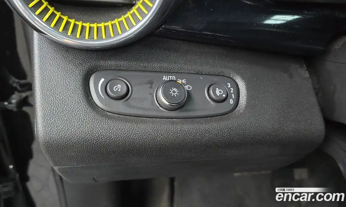 Chevrolet Trax 2023 1.2 автомат (гидро), фото 23