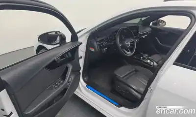 Audi A4 2020 2.0 автомат (гидро), миниатюра 12