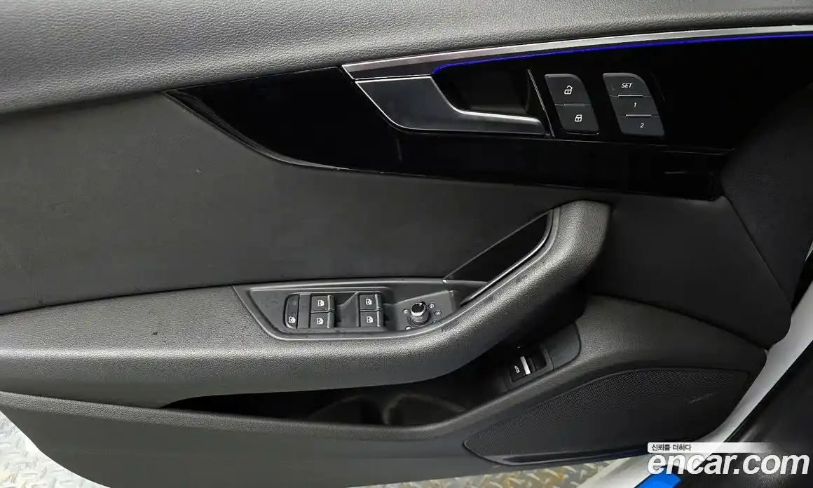 Audi A4 2020 2.0 автомат (гидро), фото 13