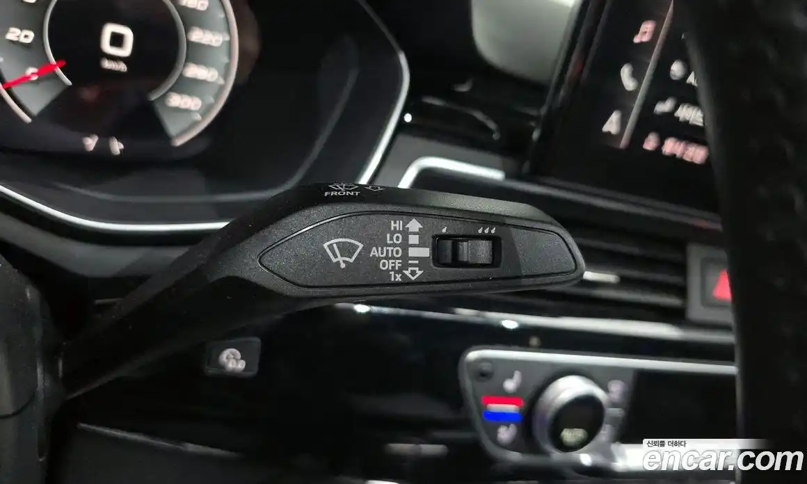Audi A4 2020 2.0 автомат (гидро), фото 26