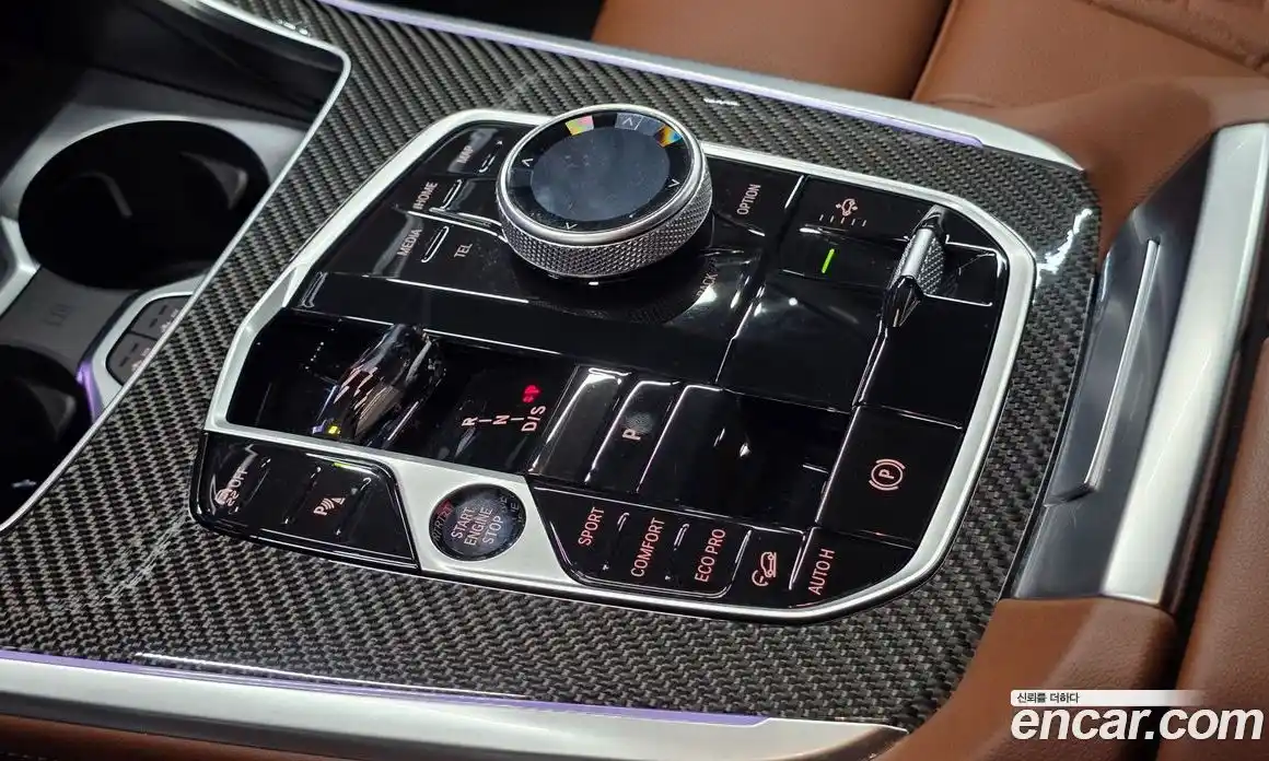 BMW X7 2025 3.0 автомат (гидро), фото 9