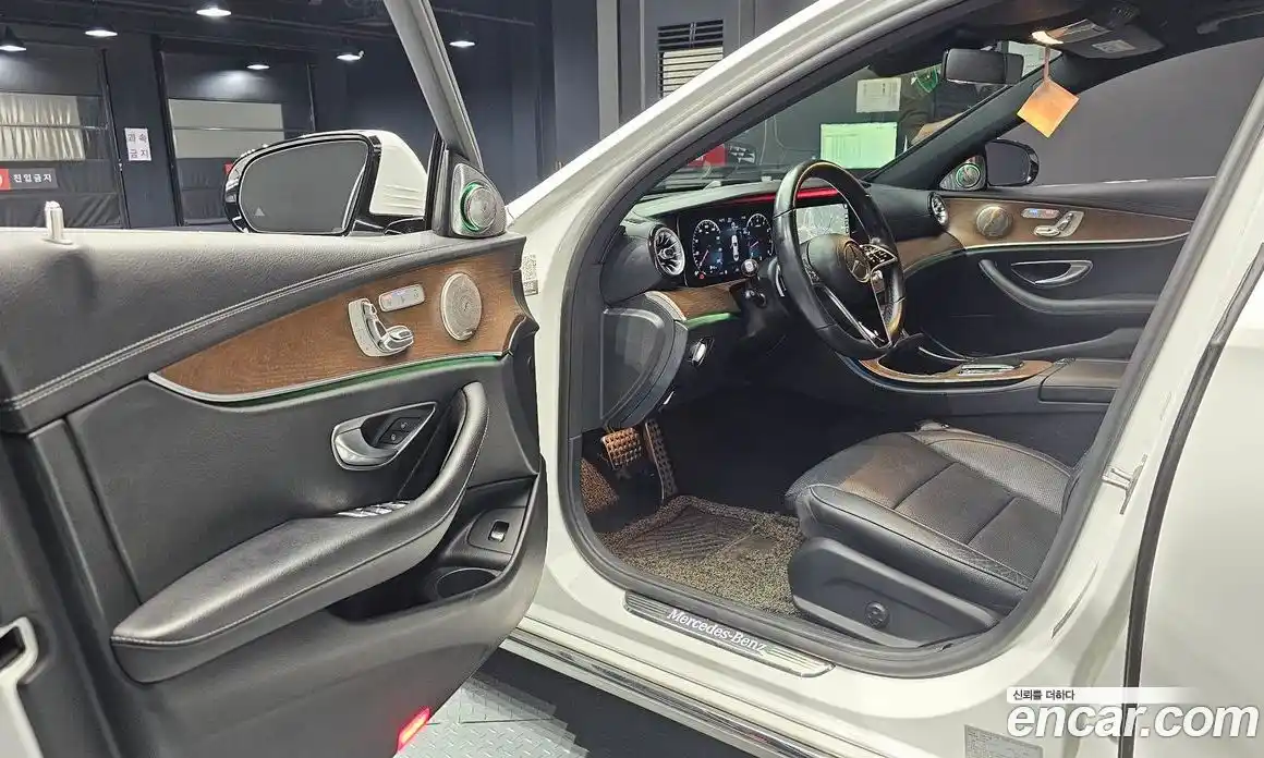 Mercedes-Benz E-Class 2020 2.0 автомат (гидро), фото 11