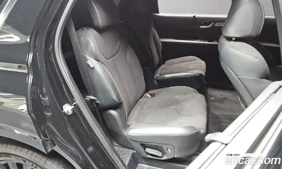 Hyundai Palisade 2024 2.2 автомат (гидро), фото 17