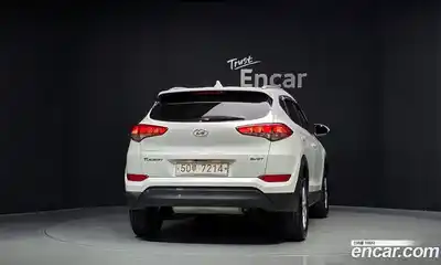 Hyundai Tucson 2015 1.7 автомат (гидро), миниатюра 4