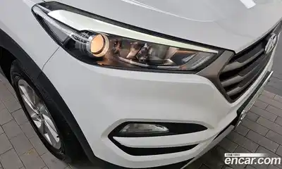 Hyundai Tucson 2015 1.7 автомат (гидро), миниатюра 8
