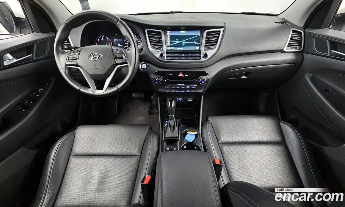 Hyundai Tucson 2015 1.7 автомат (гидро), фото 10