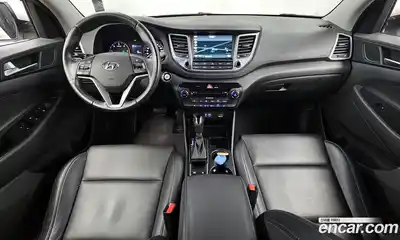 Hyundai Tucson 2015 1.7 автомат (гидро), миниатюра 10