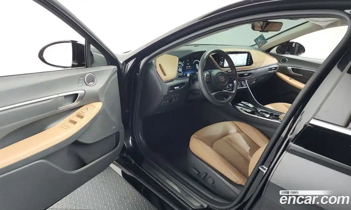 Hyundai Sonata 2020 1.6 автомат (гидро), фото 13