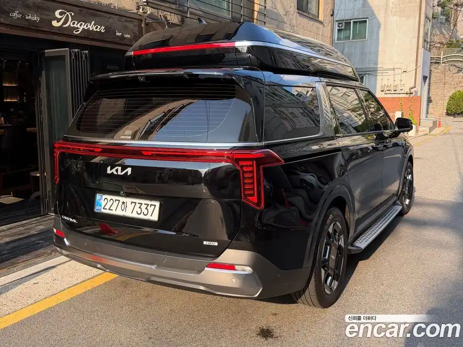 Kia Carnival 2025 1.6 автомат (гидро), фото 11