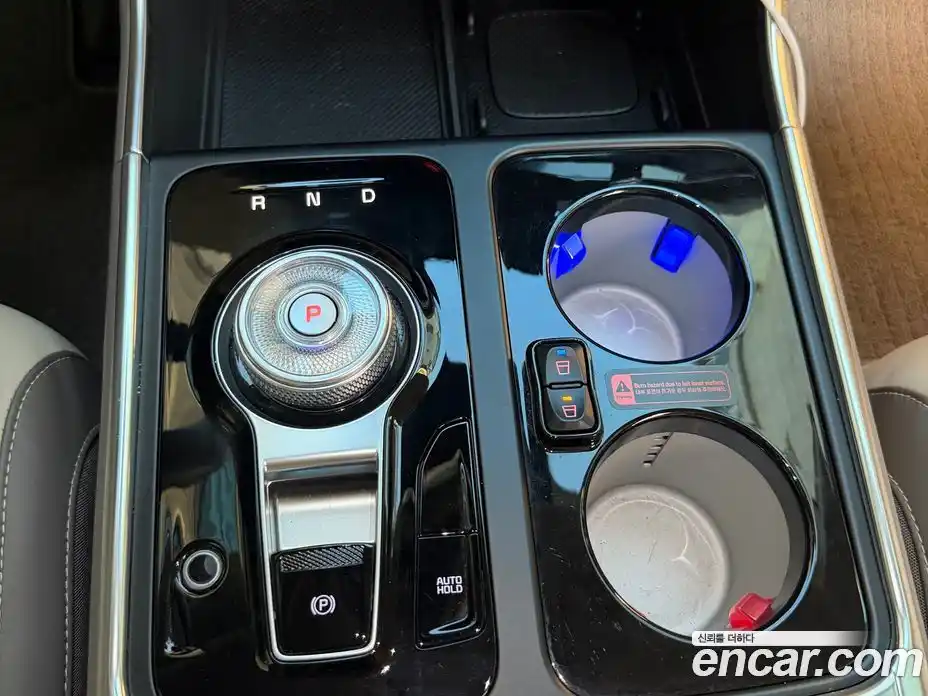 Kia Carnival 2025 1.6 автомат (гидро), фото 8