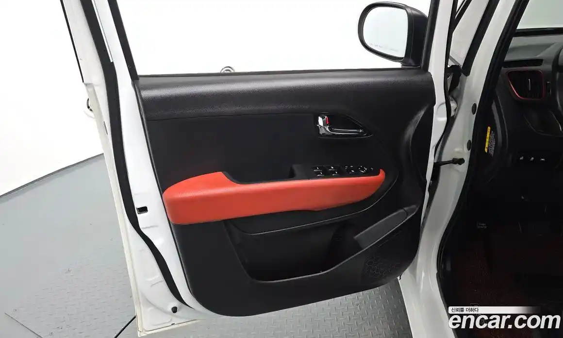 Kia Ray 2021 1.0 автомат (гидро), фото 14