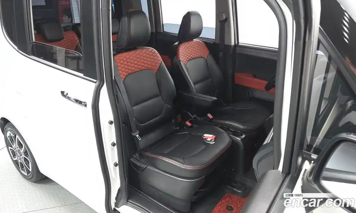 Kia Ray 2021 1.0 автомат (гидро), фото 17